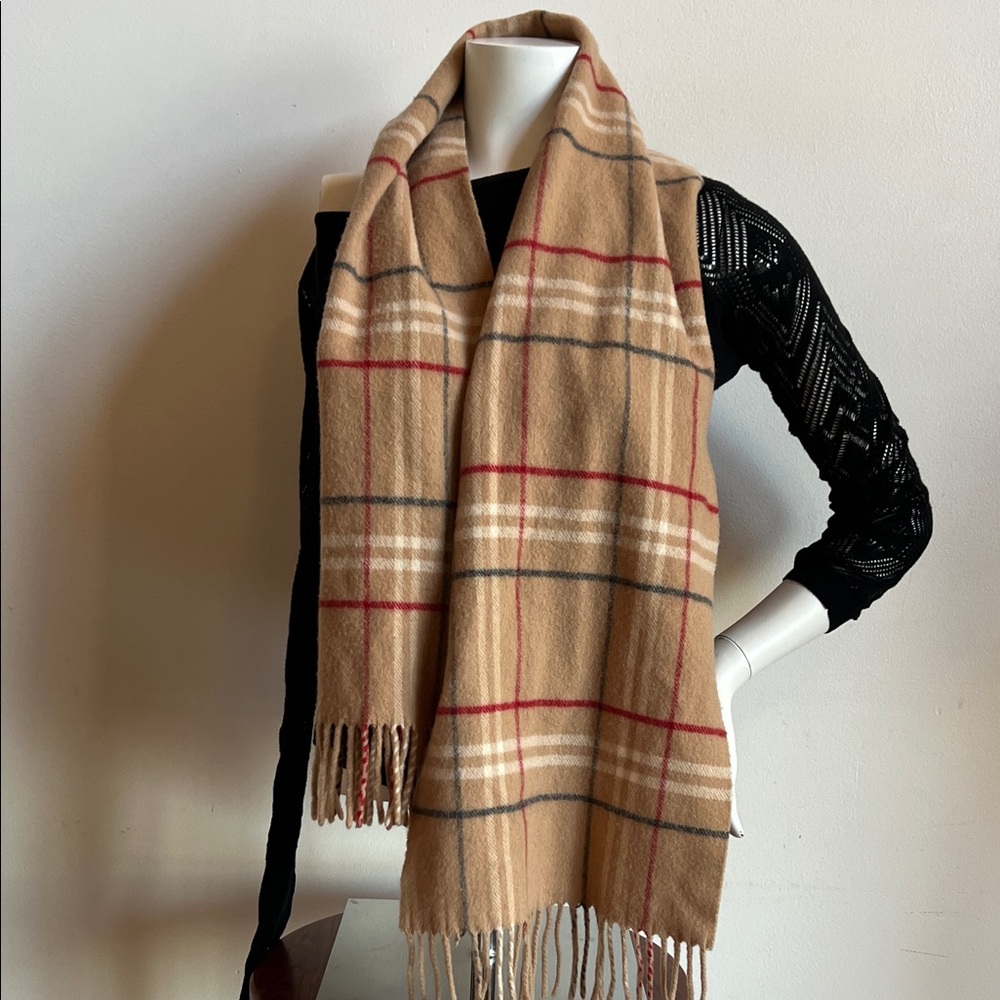 Steve Madden Plaid Tan and Red Scarf in Burberry style fringe